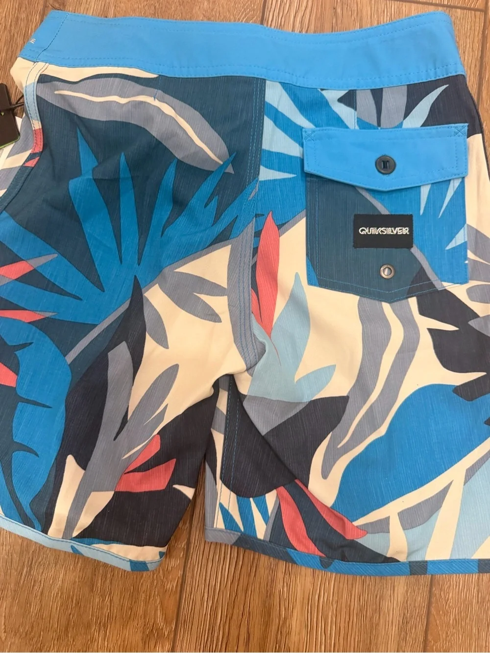 Quiksilver Boys Blue Tropical & Green Camo Swim Trunks Set